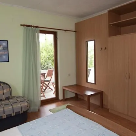 Vrtina Apartman *
